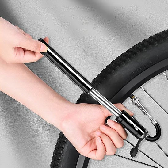 Pompe à Vélo Ultra-Compacte | AdventureGear™