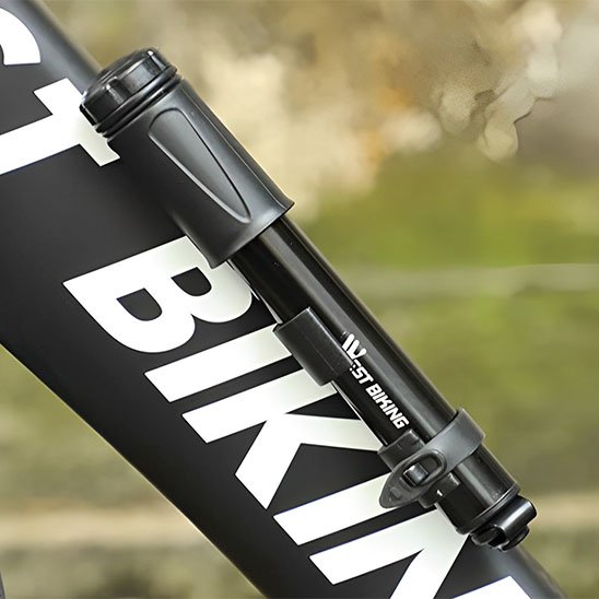 Pompe à Vélo Ultra-Compacte | AdventureGear™
